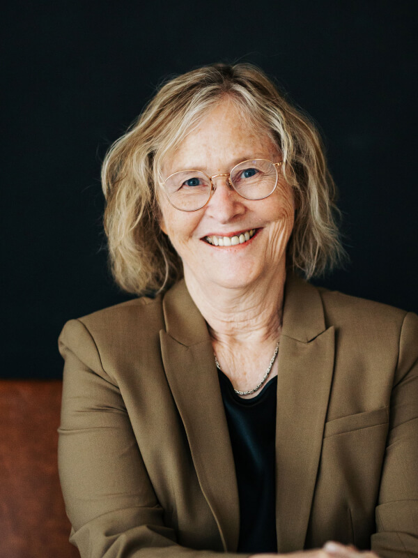 Martha H Heidt
